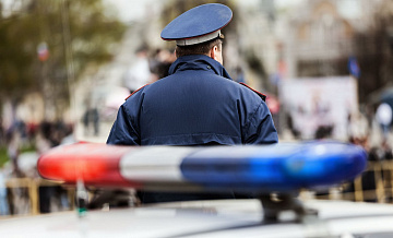 Жителей Зеленограда просят убрать личный транспорт с Центральной площади Жителей Зеленограда просят убрать личный транспорт с Центральной площади