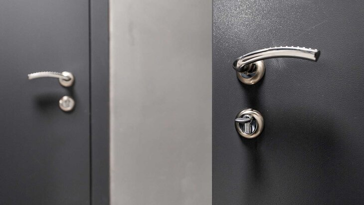 �������� ����� ����� �� ����������� ������������� ����� � �����