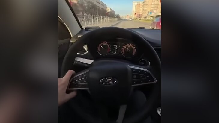  ""      Lada Vesta