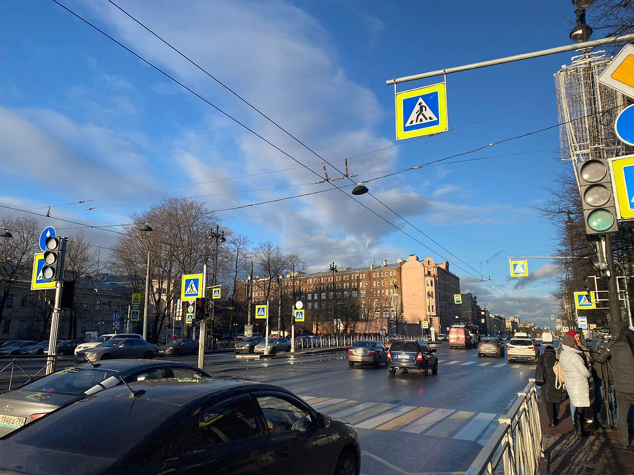 Еще один светофор появился на Московском проспекте